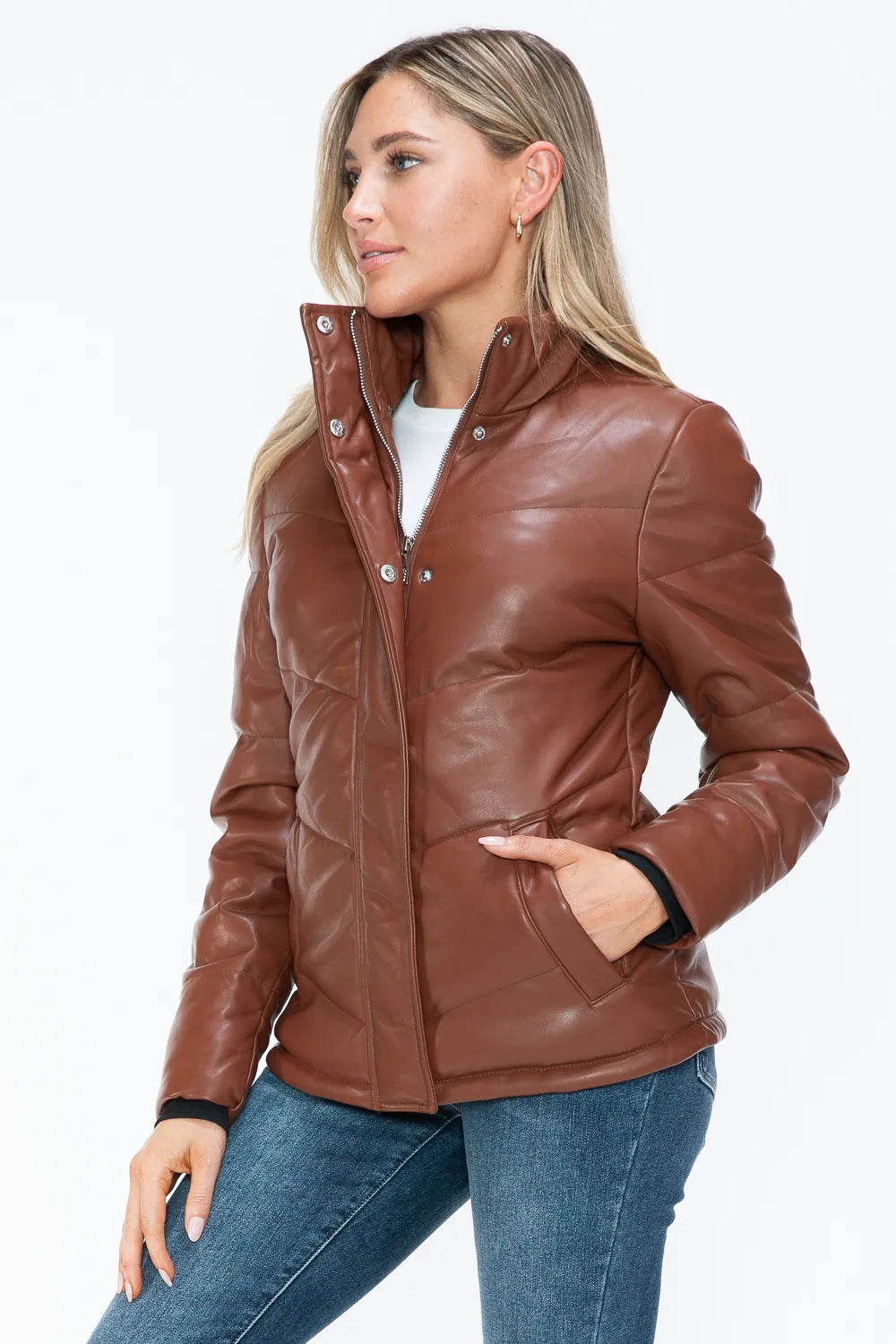 c10a7774-e47d-4a5a-93d5-8e4761edefa1-Max